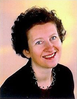 Portrait: Mag.a Alexandra FINZ, MBA